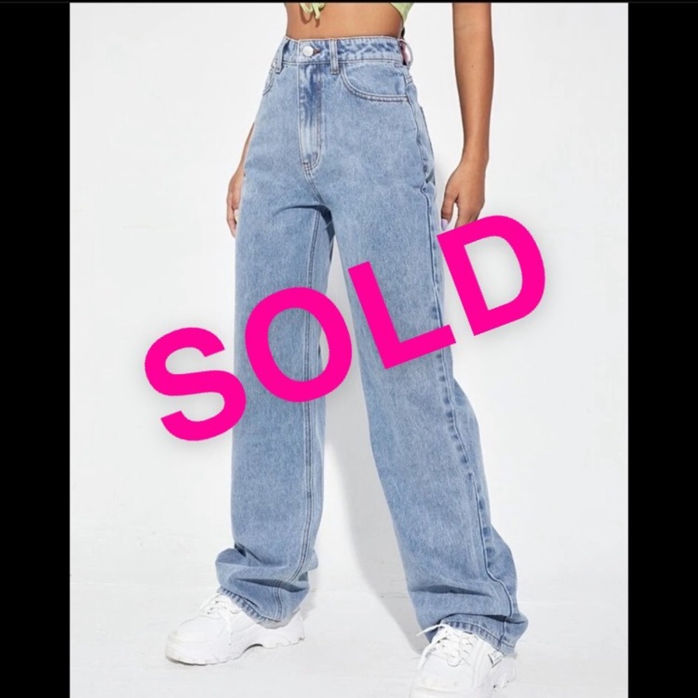 SOLD Light Wash Wide Leg Jeans